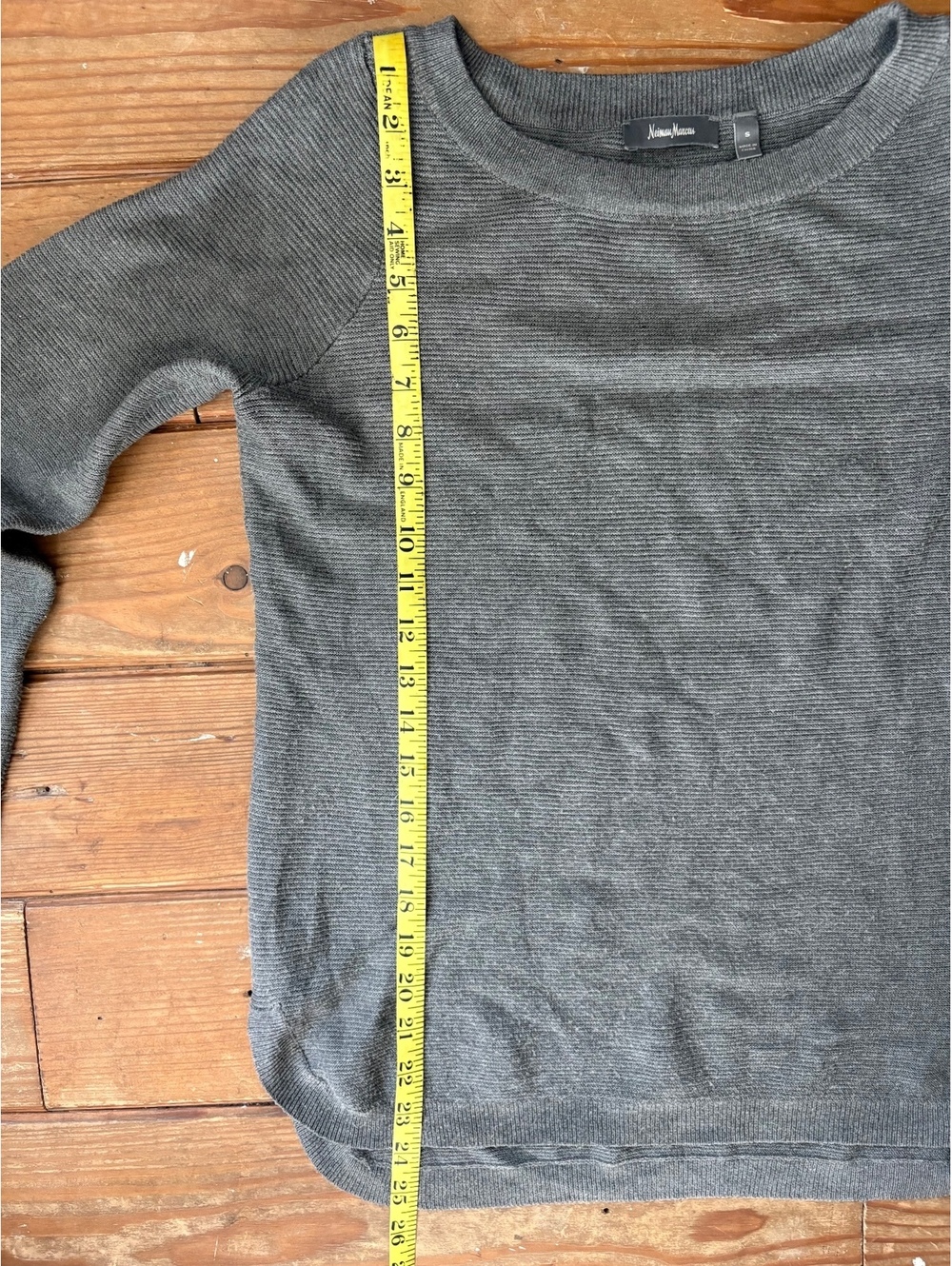 Neiman Marcus Charcoal Gray Fine Knit Sweater Women’s Small High Low Hem - Picture 5 of 7